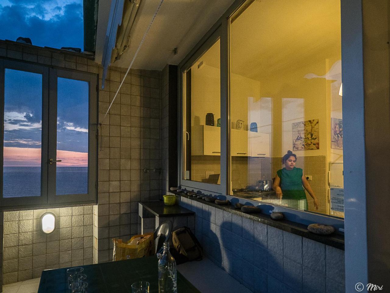 Unda De Ma Sea View Terrace Apartment 韦尔纳扎 外观 照片